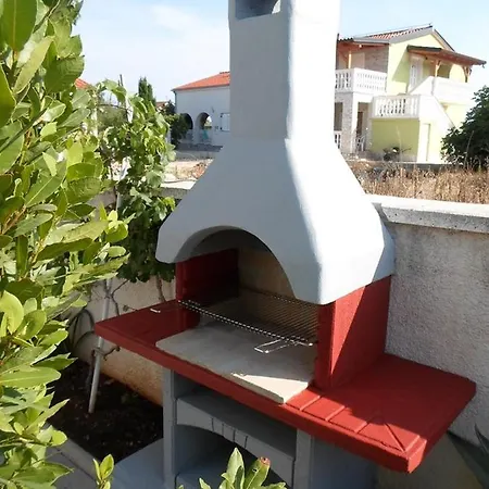 Apartments Lela 534